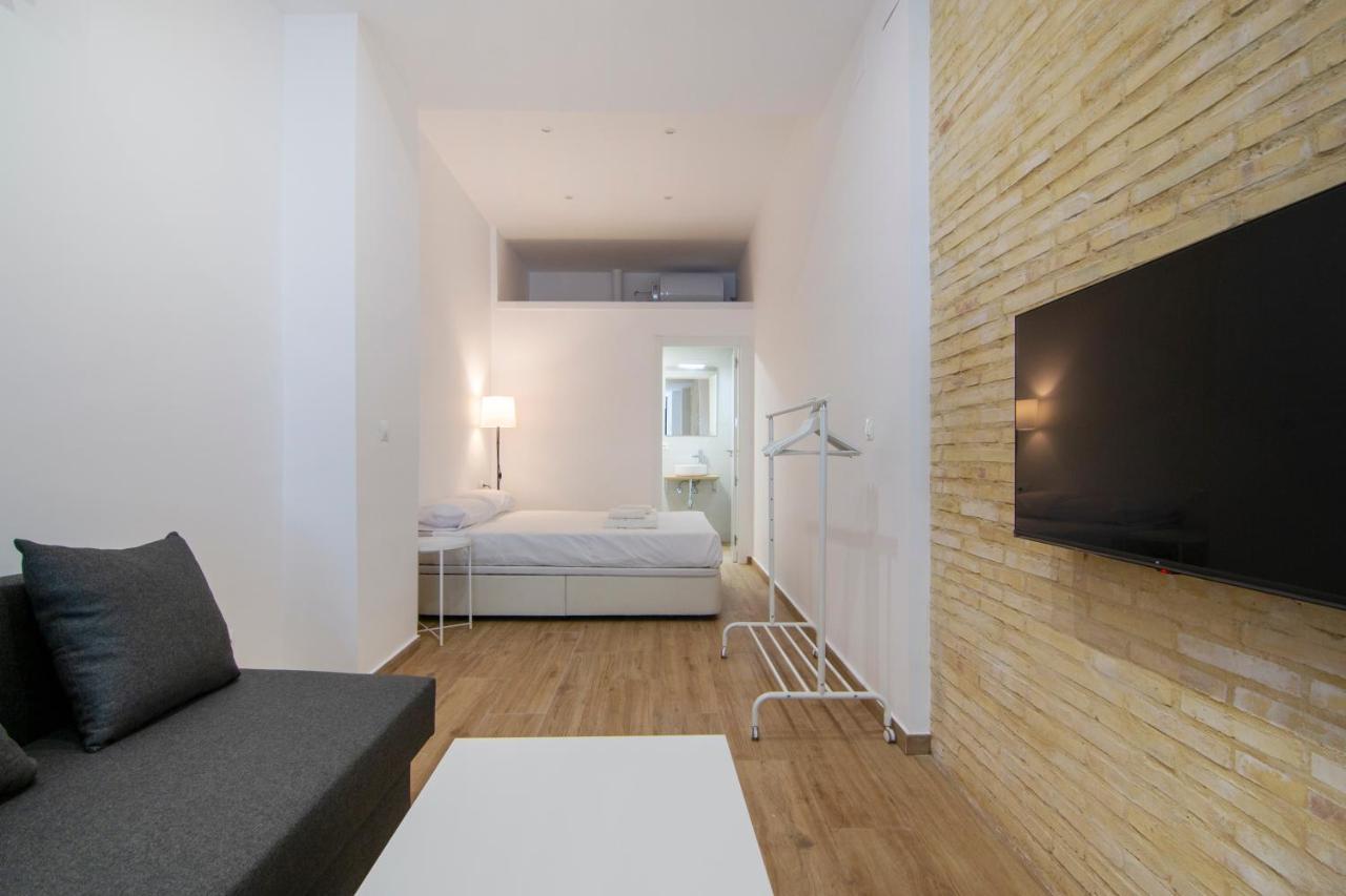 Vlc Host- Fray Pedro Apartment บาเลนเซีย ภายนอก รูปภาพ