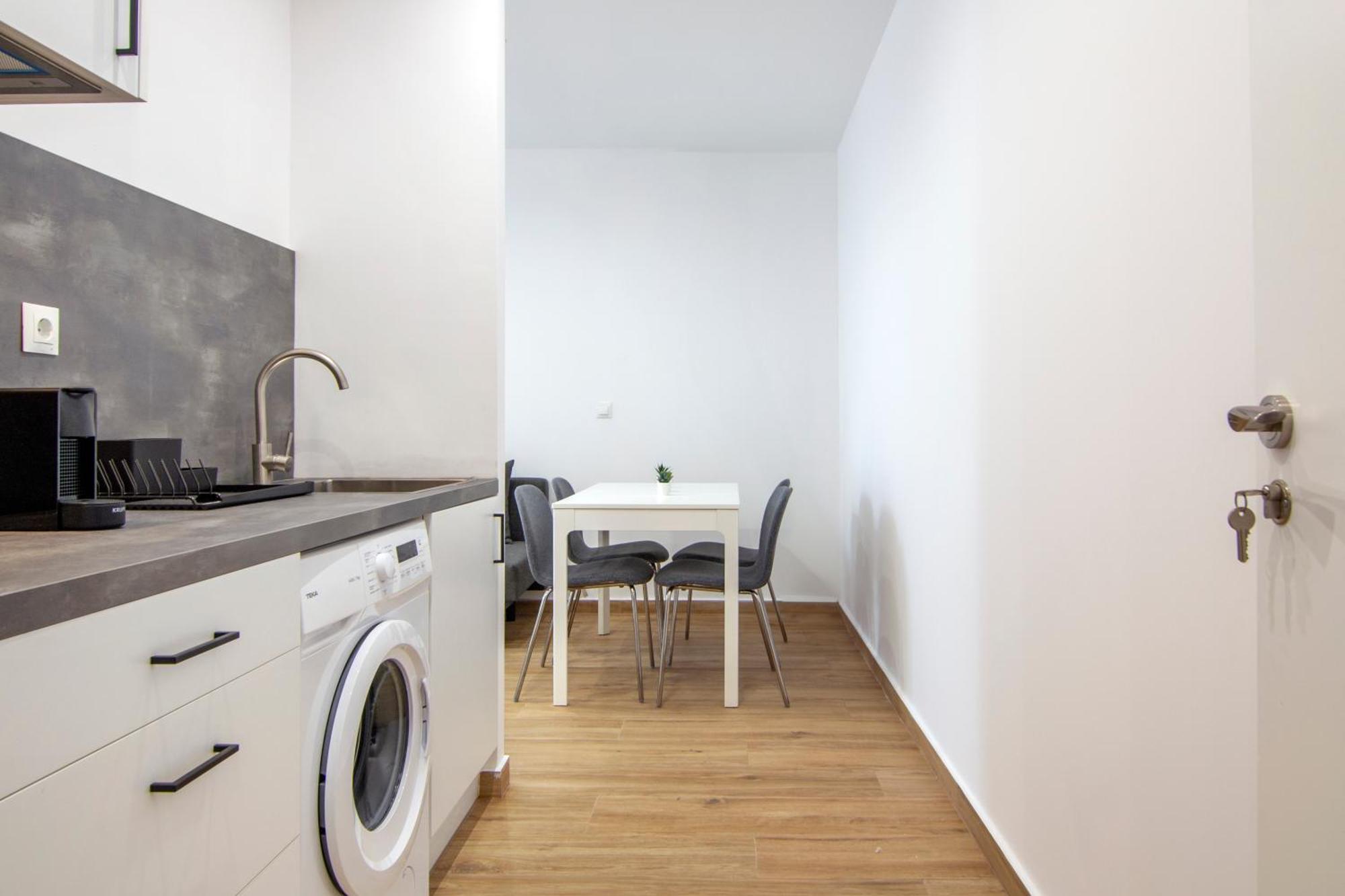 Vlc Host- Fray Pedro Apartment บาเลนเซีย ภายนอก รูปภาพ