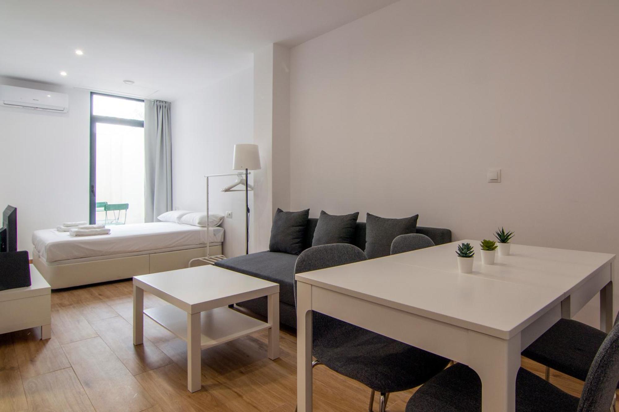 Vlc Host- Fray Pedro Apartment บาเลนเซีย ภายนอก รูปภาพ