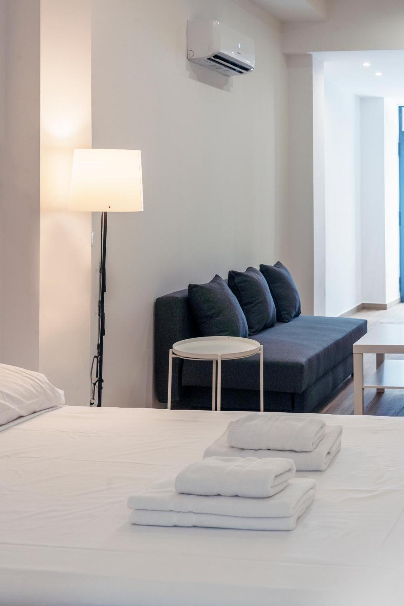 Vlc Host- Fray Pedro Apartment บาเลนเซีย ภายนอก รูปภาพ