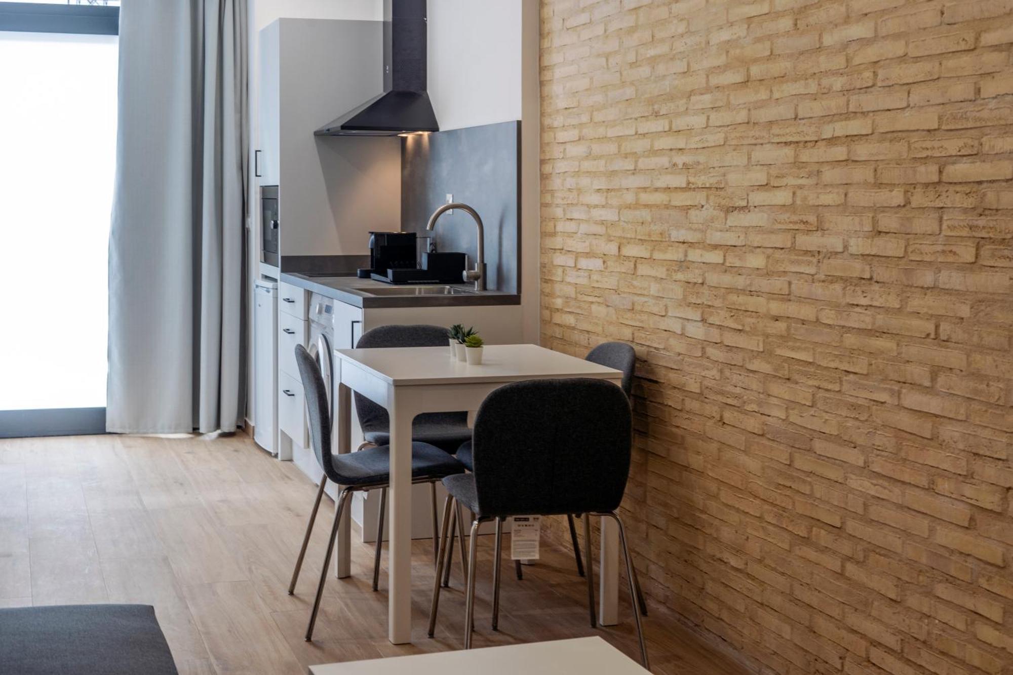 Vlc Host- Fray Pedro Apartment บาเลนเซีย ภายนอก รูปภาพ